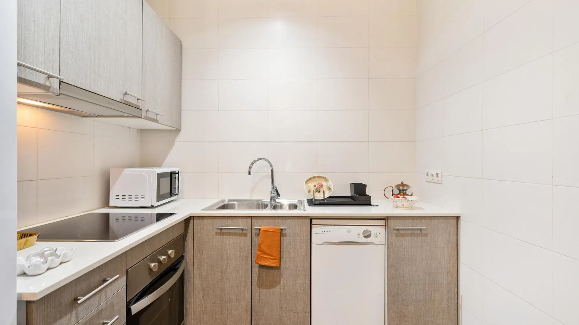 Muntaner Apartment Barcelona